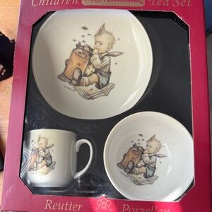 Reutter Porzellan Children's Tea Set